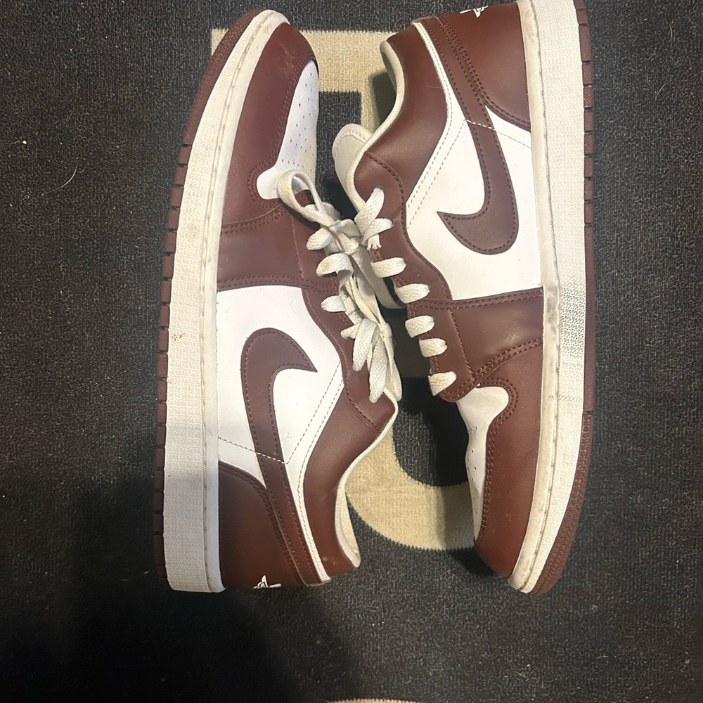 Nike Brown and White Sneakers Classic Design